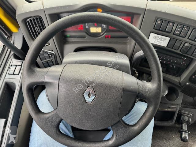 شاحنة Renault 220 DXI