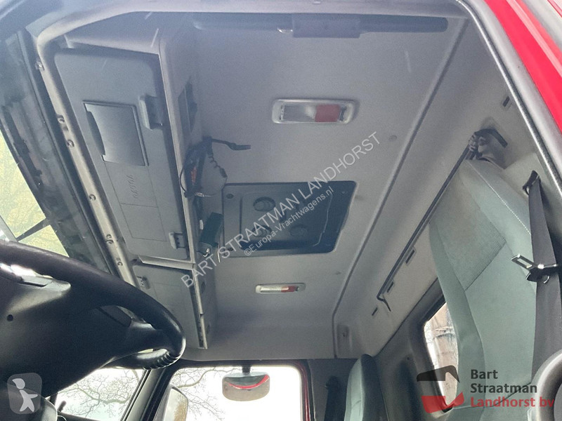 Lastbil Terberg FM2000-T 8X8 met 18m3 kipper en...