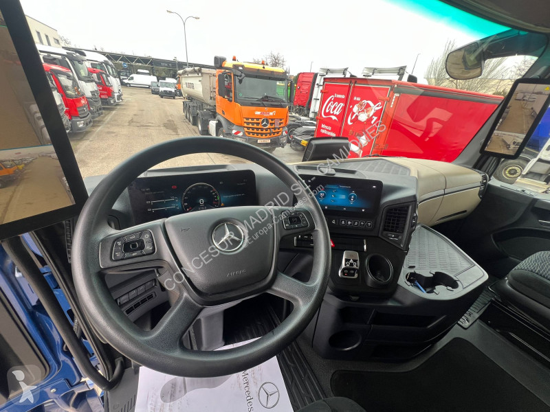 شاحنة Mercedes  2553 L BDF