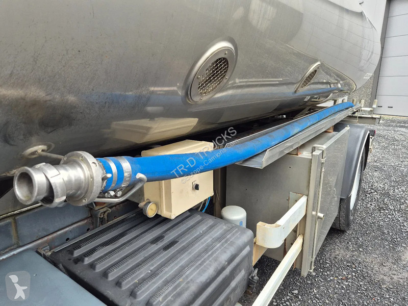 شاحنة Renault 320 DXI - 11000L INSULATED INOX...