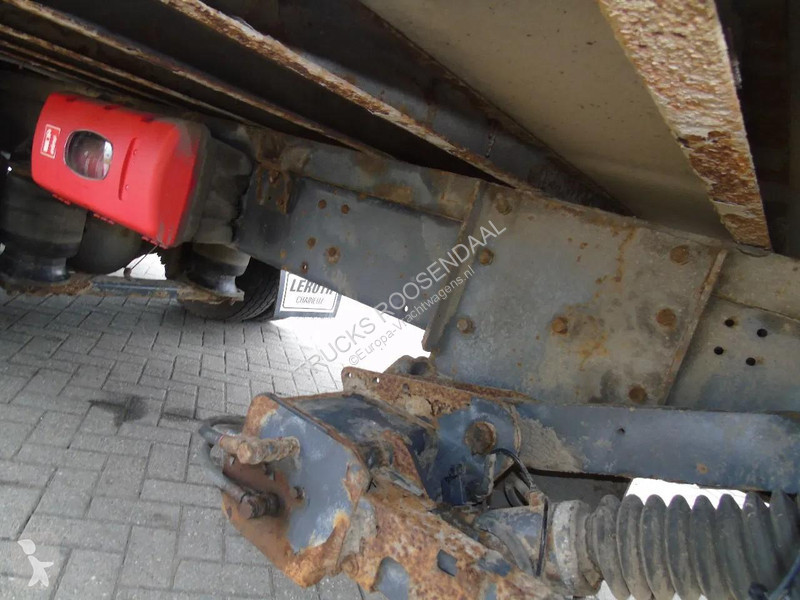 شاحنة Volvo FL 240 + 12t + euro 5 + lift