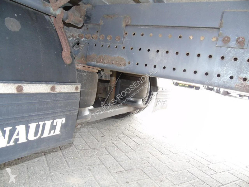 شاحنة Renault 220 + euro 5 + MANUAL + lift + 12T
