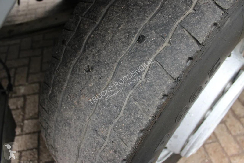 شاحنة Mercedes 1833 + Open cargo bed + manual