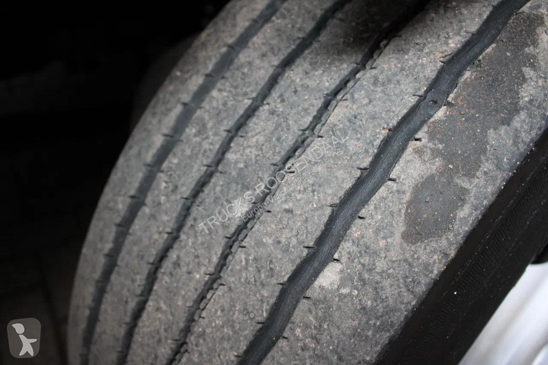 شاحنة MAN 8.220 + EURO 6 + LIFT