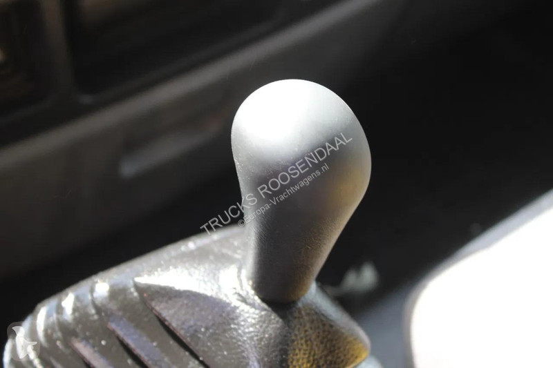 شاحنة Nissan 45.13 + EURO 4 + C patent + tipper...