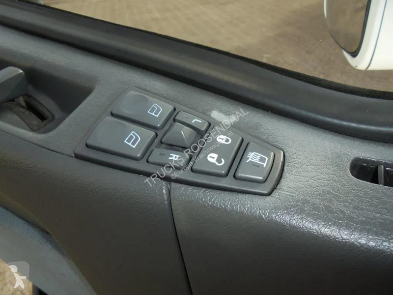 شاحنة Volvo 9.310 + Euro 5 + Manual + Horse...