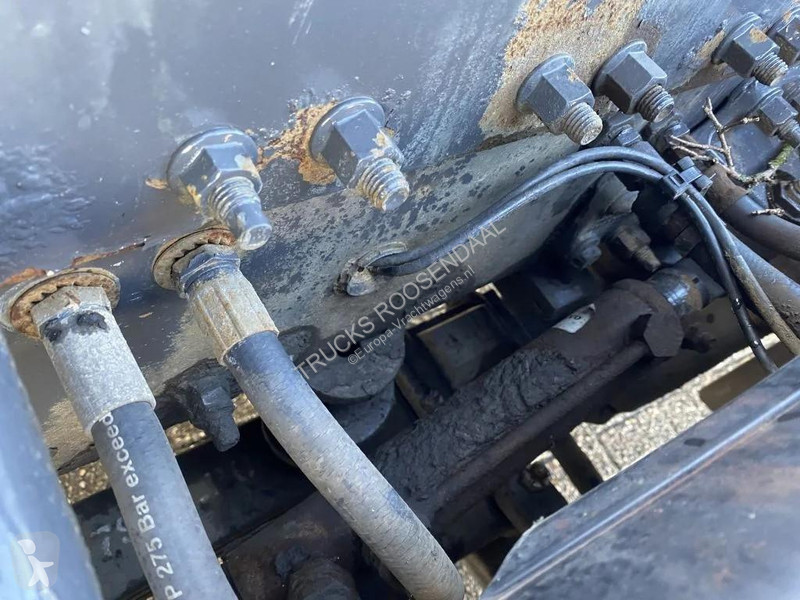 شاحنة Volvo 370 + Euro 5 + Palfinger Z-Q170...