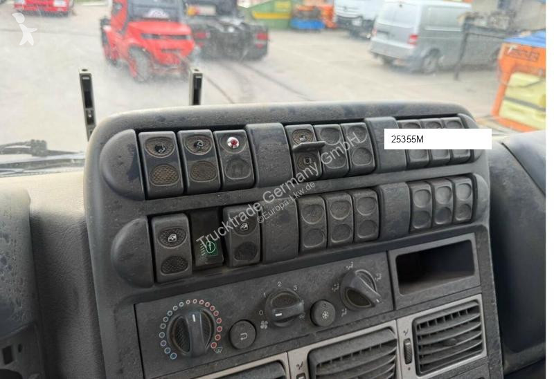 شاحنة Iveco 676 160E28
