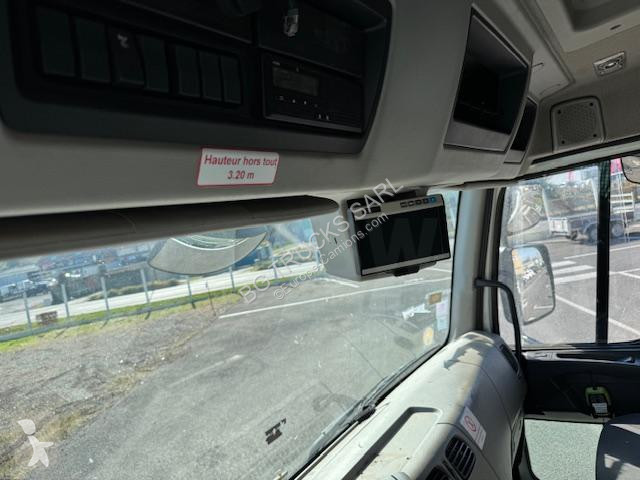 شاحنة Renault 300 DXI
