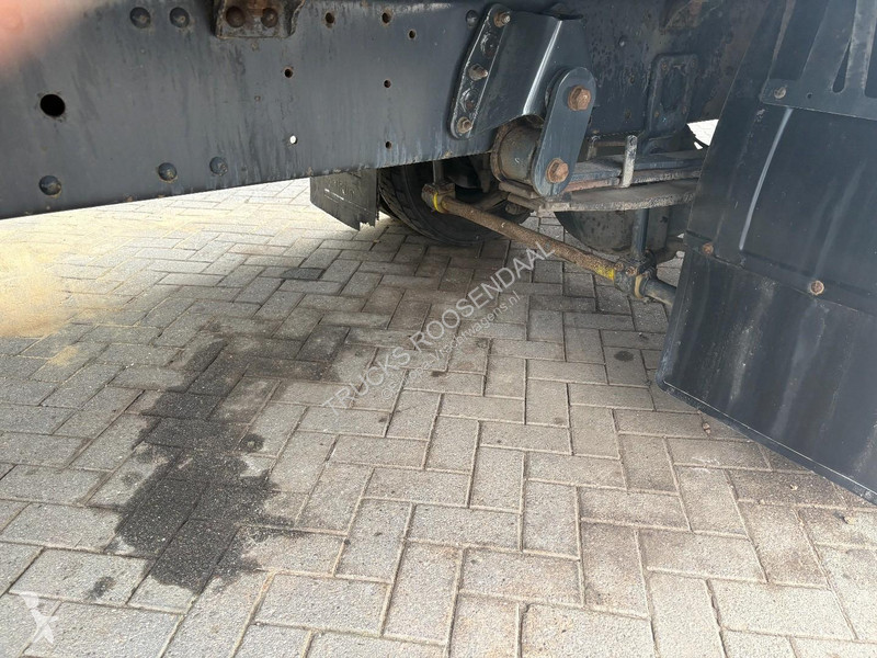 شاحنة Iveco 120E18 + euro 5 + lift