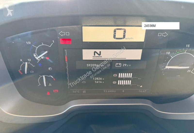 شاحنة Renault 586 T 460
