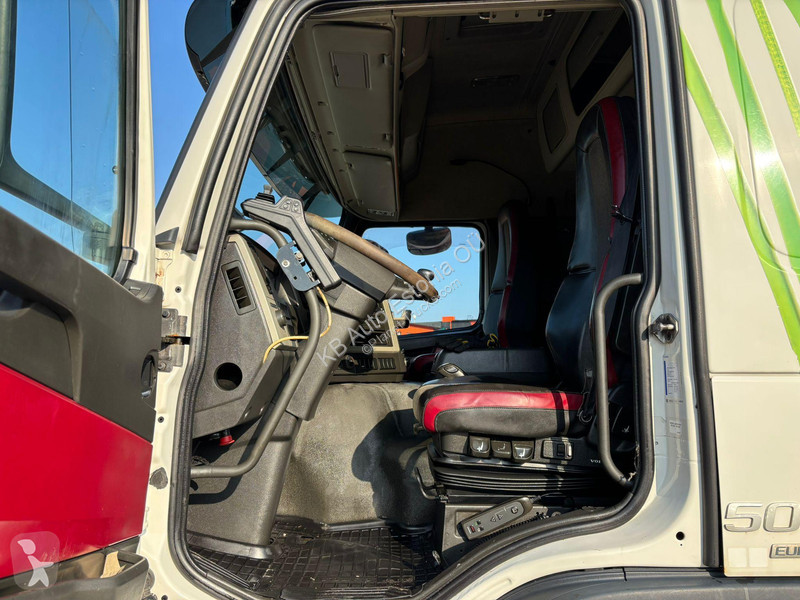 شاحنة Volvo 500 8x4*4 HIAB XR 20 / L=5600 mm