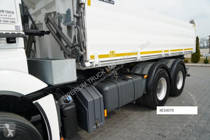 شاحنة Mercedes AROCS 2658