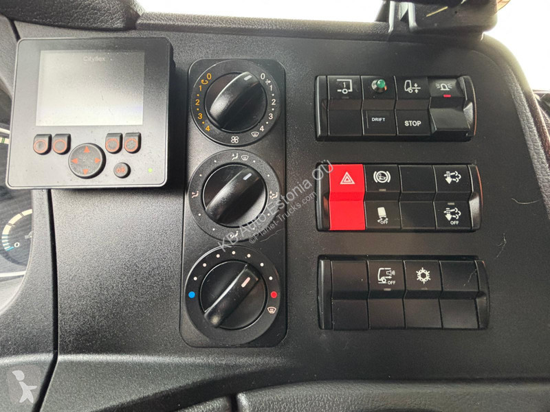 Mercedes 1323 4x2 J.Hvidtved Larsen tank 4000 l...