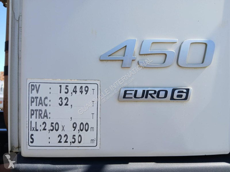 Camión Volvo 450