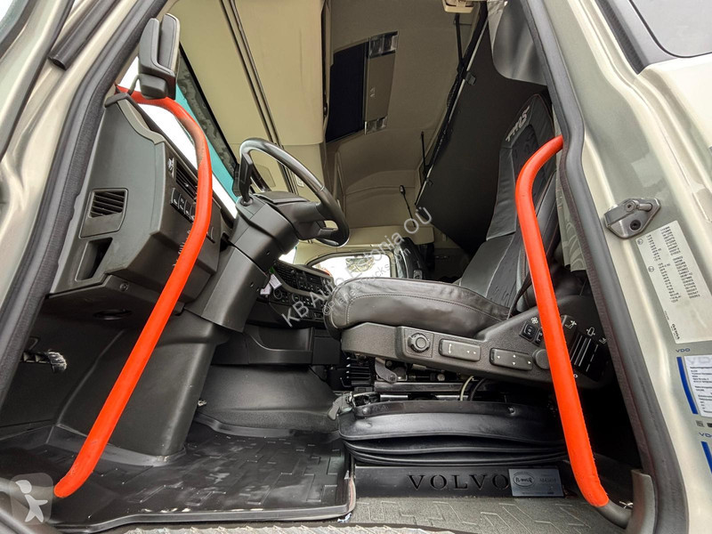 شاحنة Volvo 750 6x4 GLOBE XL / RETARDER /...