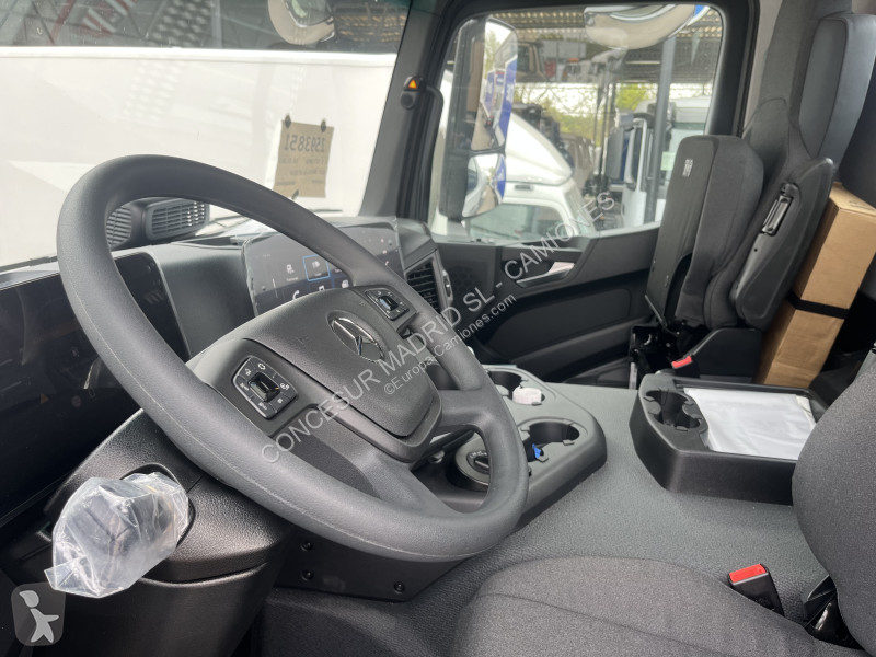 شاحنة Mercedes  3240 B 8x4