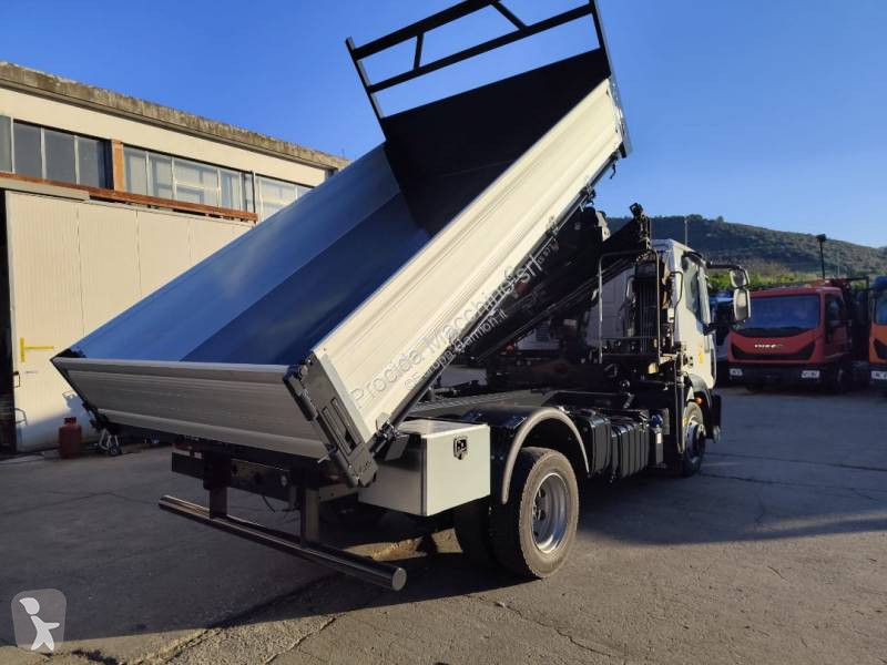 شاحنة Iveco