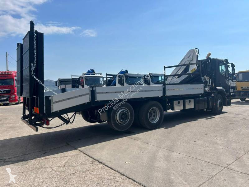 شاحنة Iveco