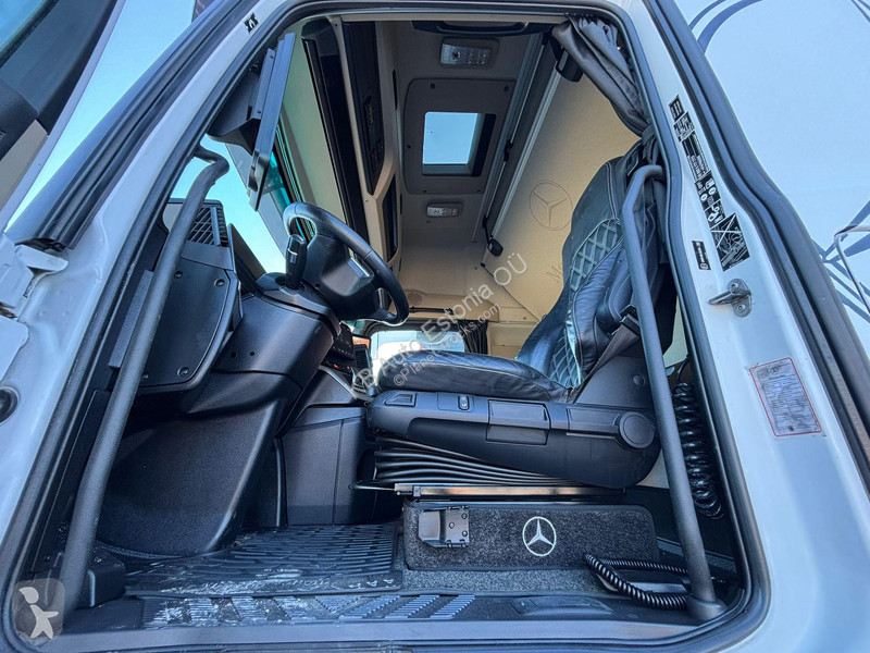 شاحنة Mercedes 3658 8x4*4 RETARDER / CHASSIS...