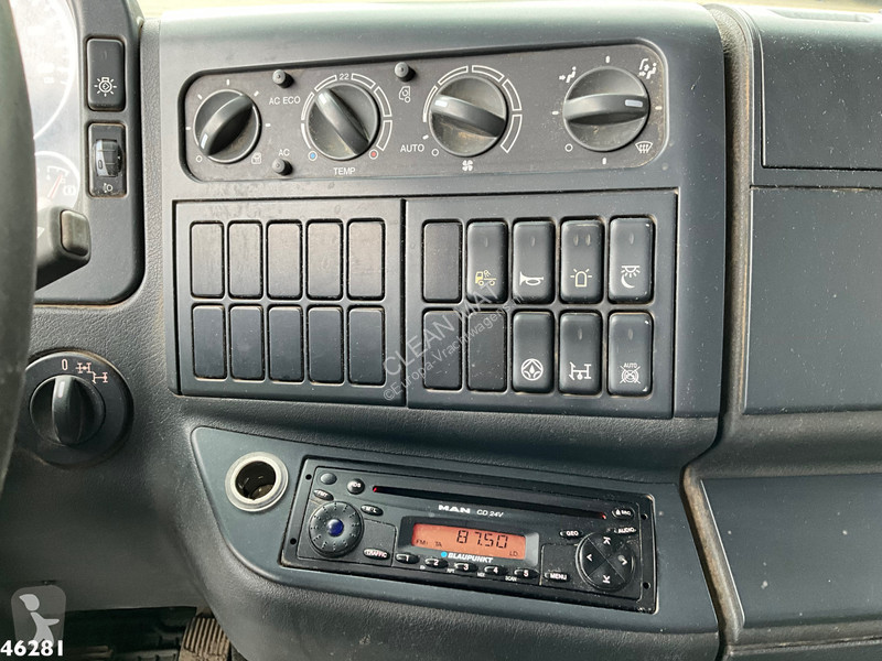 شاحنة MAN 33.440 6x4 Manual Full steel Kipper...