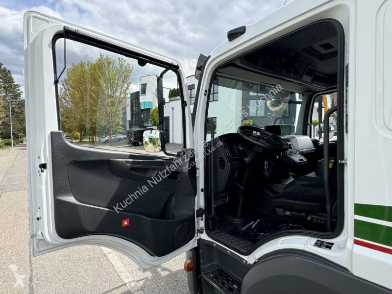 شاحنة Mercedes 1524 L-Haus Tiefkühlkoffer 6,9m...
