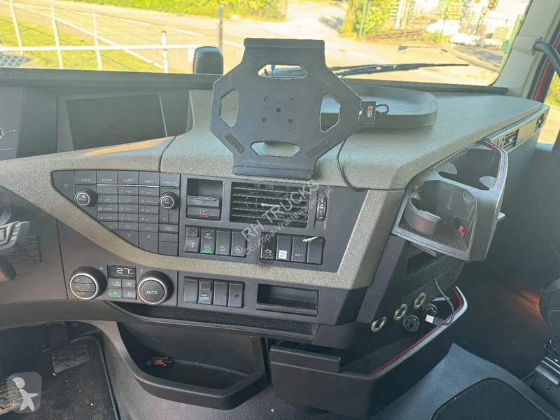 شاحنة Volvo 540 6X4 - EURO 6 + PALFINGER...