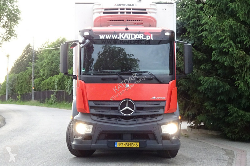 شاحنة Mercedes 2840 syp euro 6 kontener...