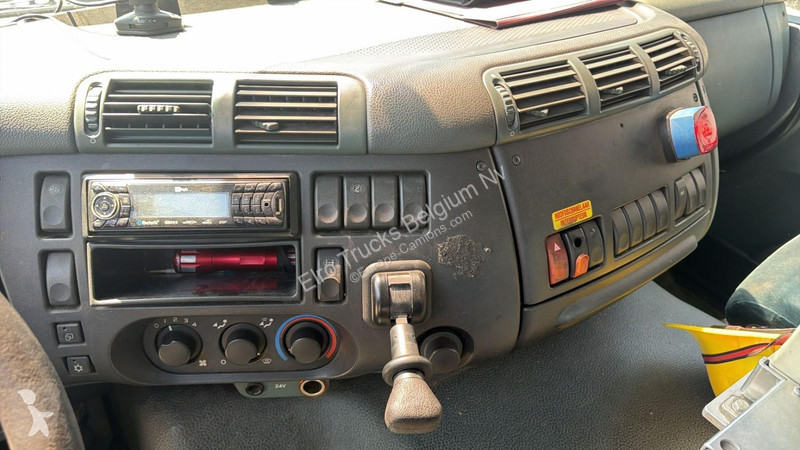 Lastbil DAF 85340 (STOKOTA 4 COMPARTIMENTS /...