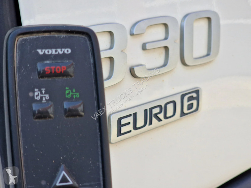 شاحنة Volvo 330 6x2*4 - Skiploader Laxo - Euro...