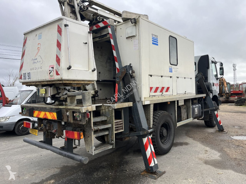 شاحنة Renault 370