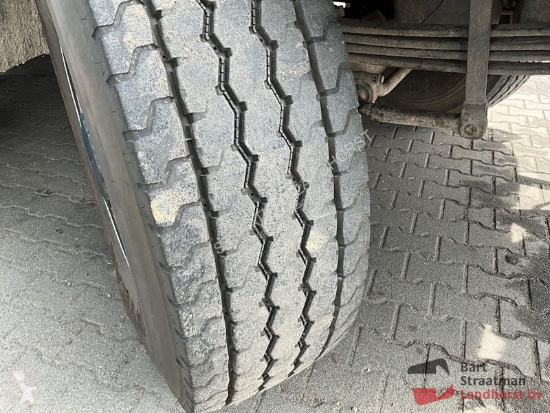 Lastbil MAN 49.440 10X8 met 22m³ geisoleerde...
