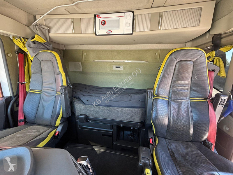 شاحنة Volvo 750 8x4*4 BOX L=6080 mm