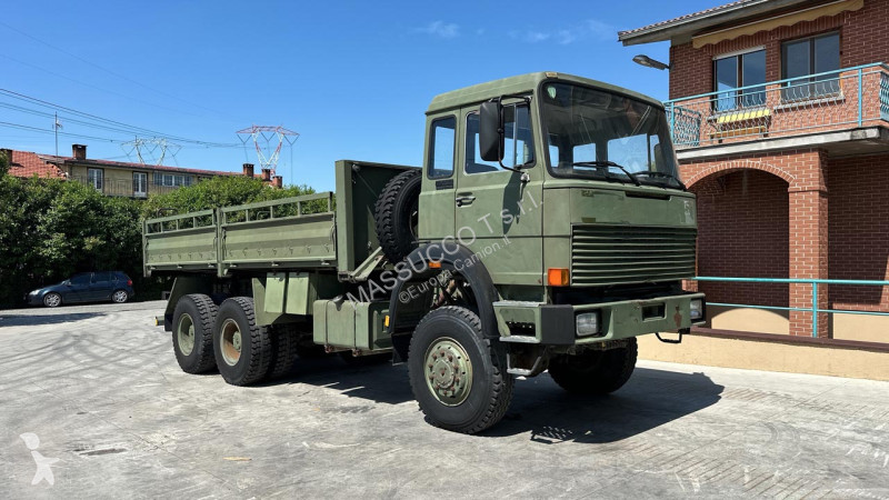 شاحنة Iveco 6x6