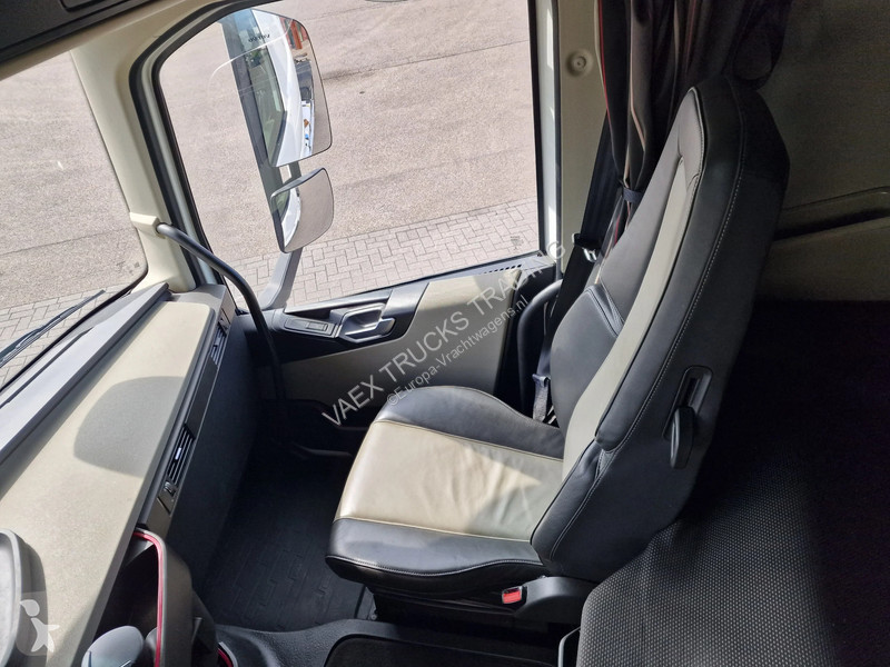 Camion Volvo 13500 Globetrotter 6x2 BDF - 4.90...