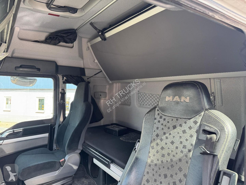 شاحنة MAN TGX 26.440 6x2 EURO 6 + CORMACH...