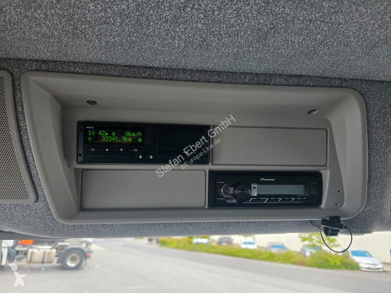 شاحنة Iveco Astra HD9 84.50-80 8x4 Muldenkipper...