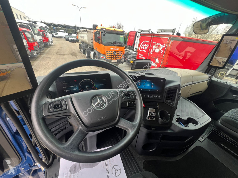 شاحنة Mercedes  2553 L BDF