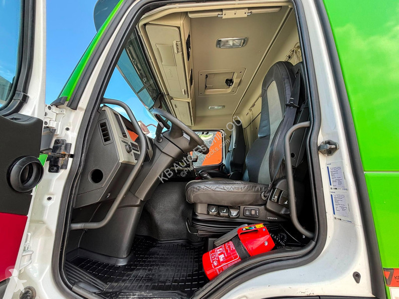 Camion Volvo 450 6x2*4 THERMOKING T-800R / BOX...