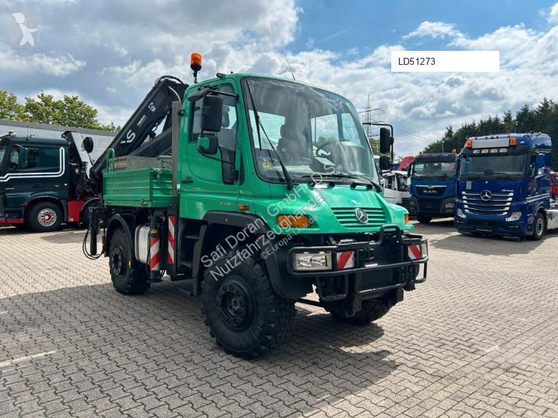شاحنة Mercedes U400 + HIAB 122E 4x4