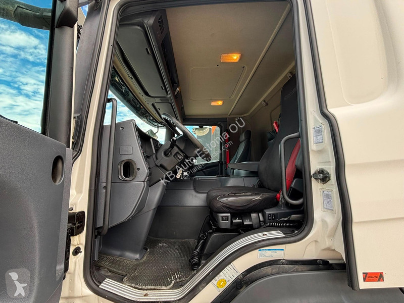 شاحنة Scania P 320 6x2*4 FRIGOBOCK EK13U / BOX...