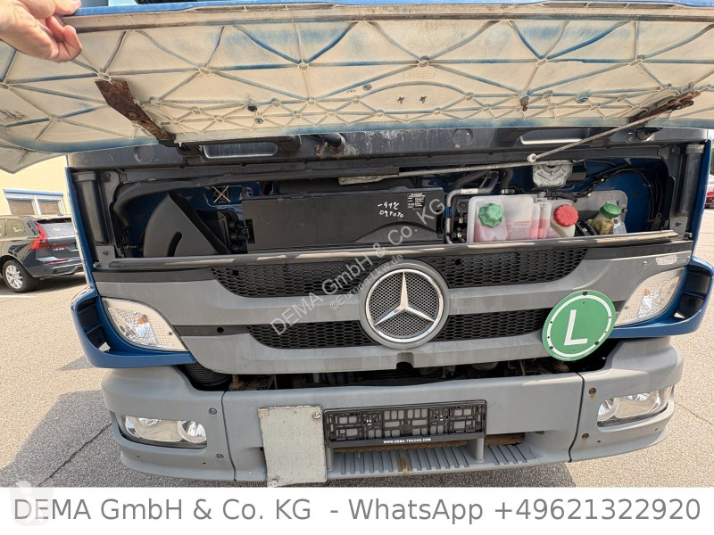 شاحنة Mercedes...