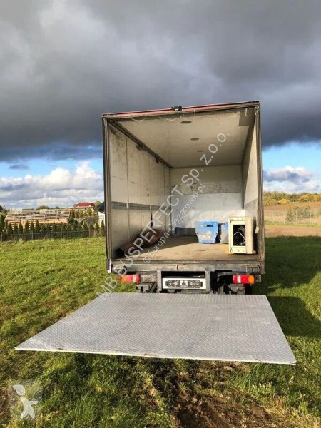 Vrachtwagen MAN TGM 15.290