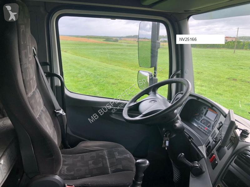 Vrachtwagen Mercedes 1829 18 europalet