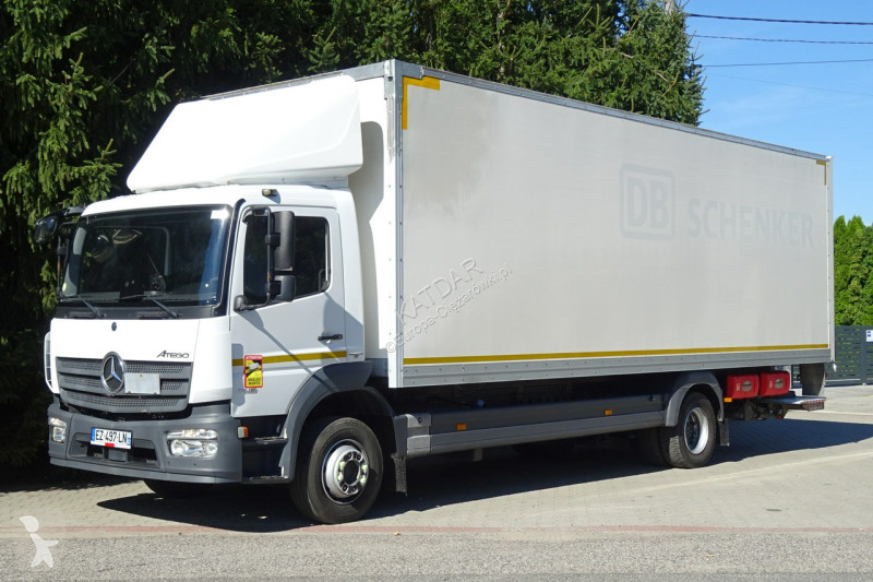 Камион Mercedes 1218 Euro 6 kontener 20pal...