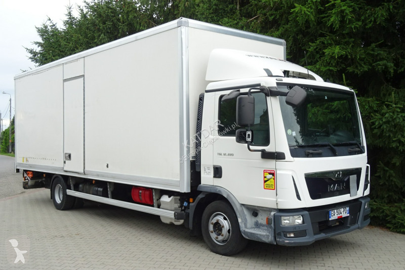 شاحنة MAN TGL 12.220 Euro 6 kontener 18p 423...