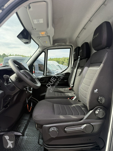 Camión Iveco 50C18 V