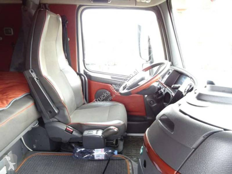 شاحنة Volvo