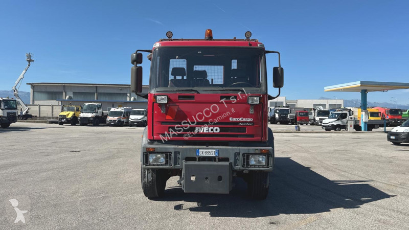 شاحنة Iveco 100E21 4X4
