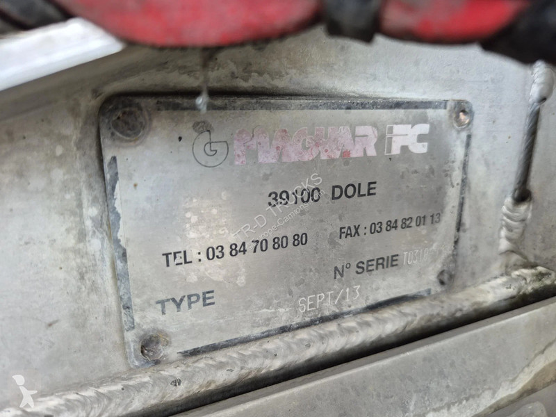 شاحنة Renault 430 11000L INSULATED INOX TANK -...